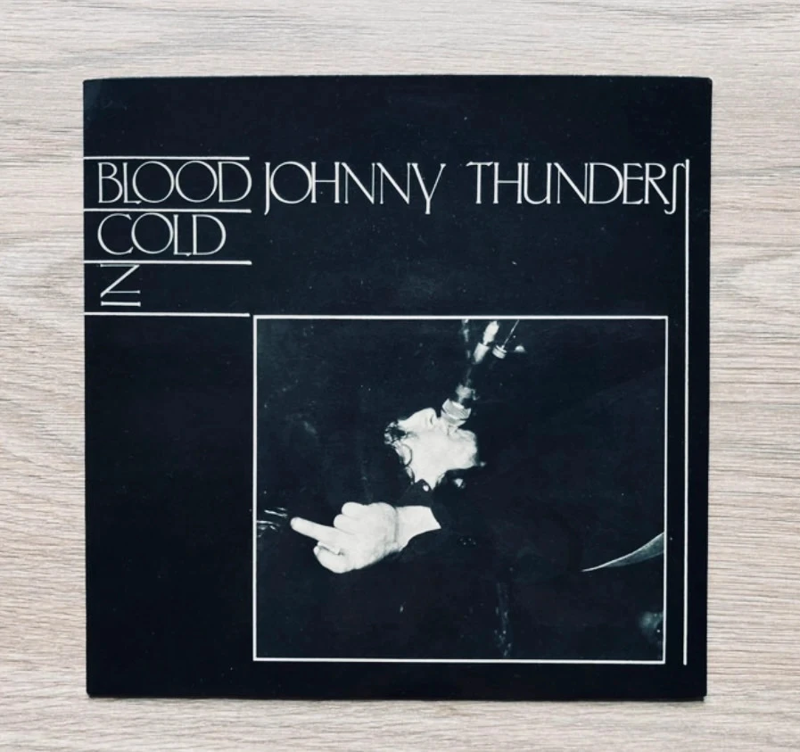 Disque vinyle 45t Johnny Thunders In cold blood.
